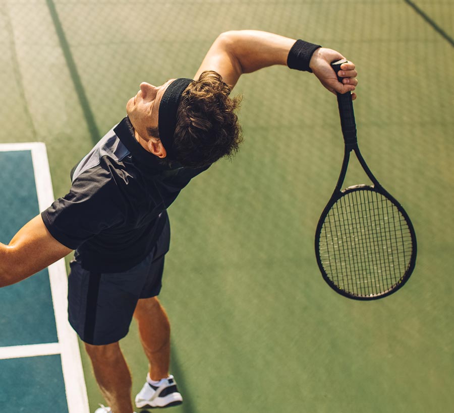 Tennis-player-making-an-overhead-serve